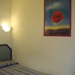 Ξενοδοχείο Little Palace 2*