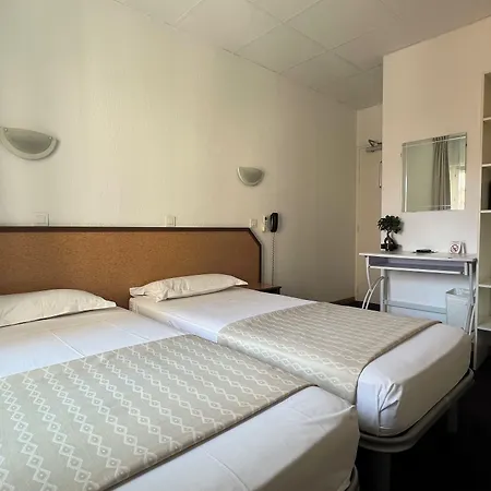 Little Palace Hotel
