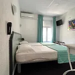 Little Palace Hotel 2*
