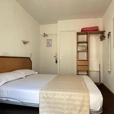 מלון Little Palace 2*