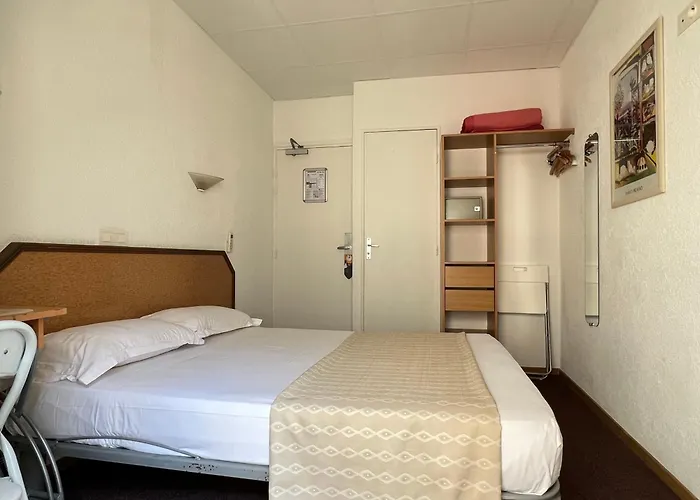 Hotel Little Palace 2*