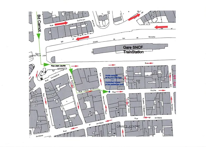 Otel Little Palace 2*