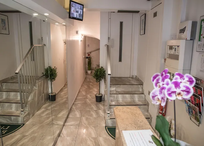 Little Palace Cannes