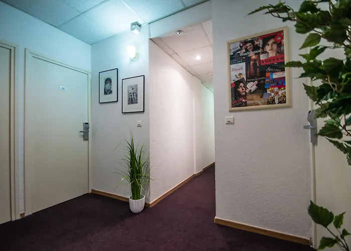 Little Palace Otel Cannes