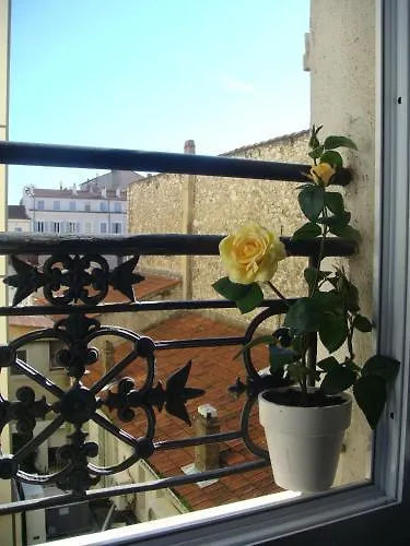 Otel Little Palace 2*