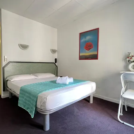 Little Palace Hotel